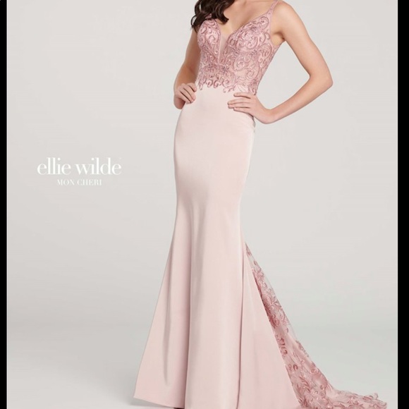 ELLIE WILDE grad dress - Picture 4 of 8